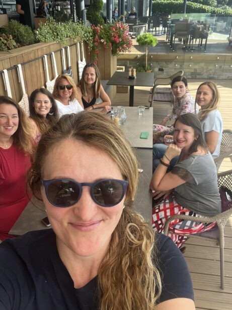 biznis-rande-s-ezenami